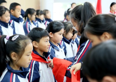 强国复兴有我，争当新时代好少年